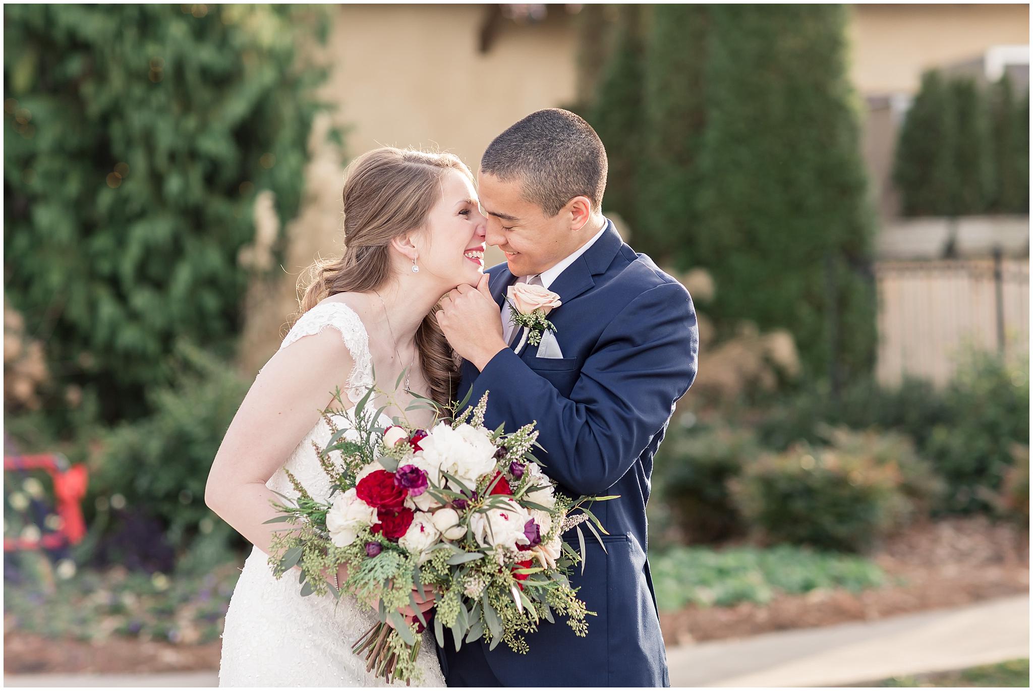 first look wedding pictures montaluce vineyard